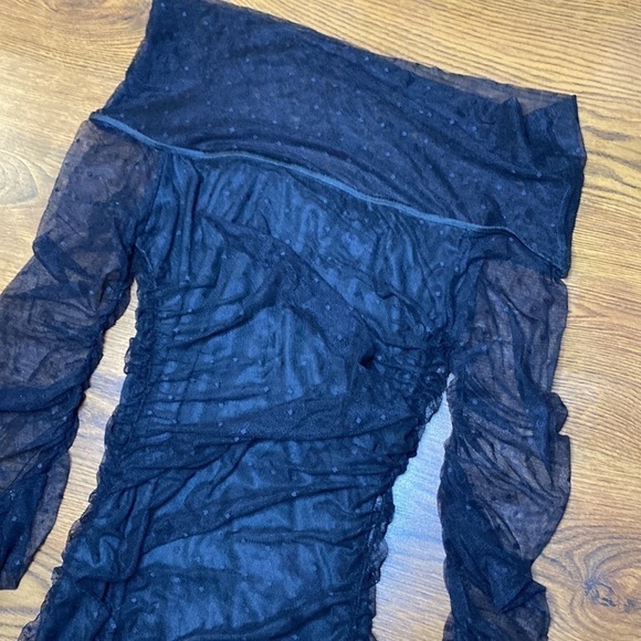 🌷 Boohoo🌷 Black Long Sheer Lace Sleeve Overlay Off Shoulder Dress - Picture 7 of 10